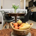 Urbain - La Bulle De Champagne - Parking Apartment Epernay